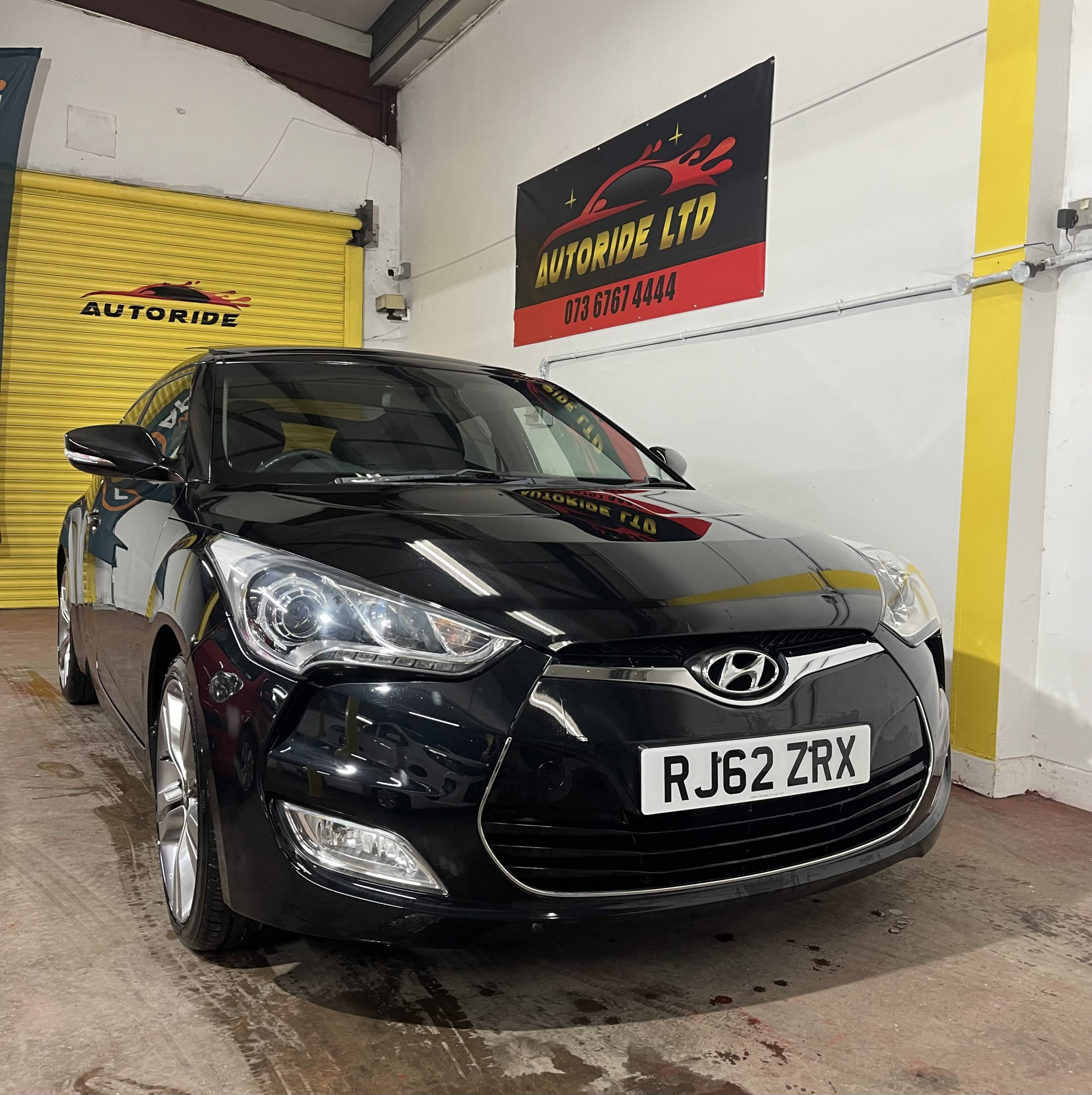 2012 Hyundai Veloster Hatchback Black Automatic