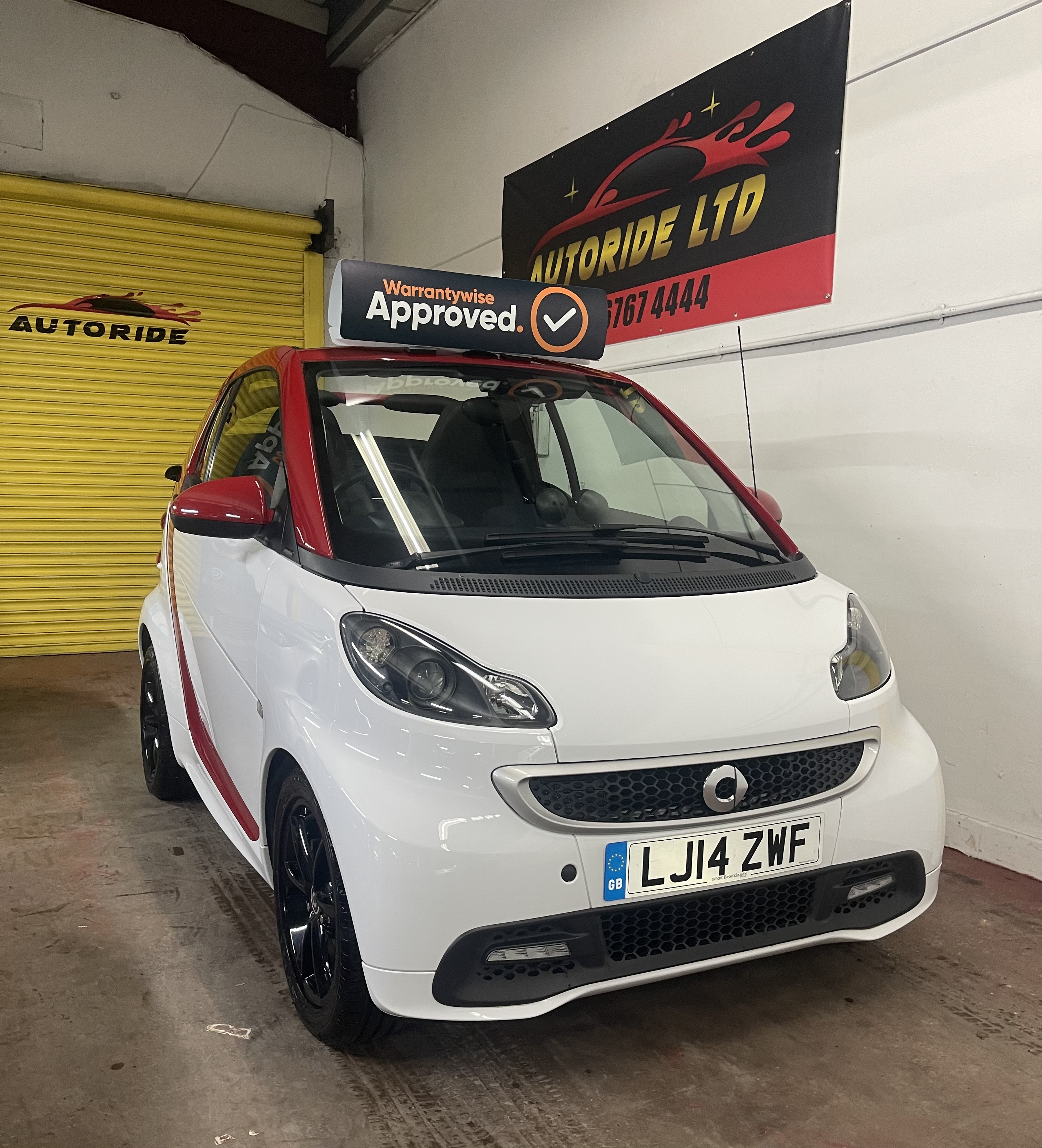 2014 Smart Fortwo Hatchback White Automatic