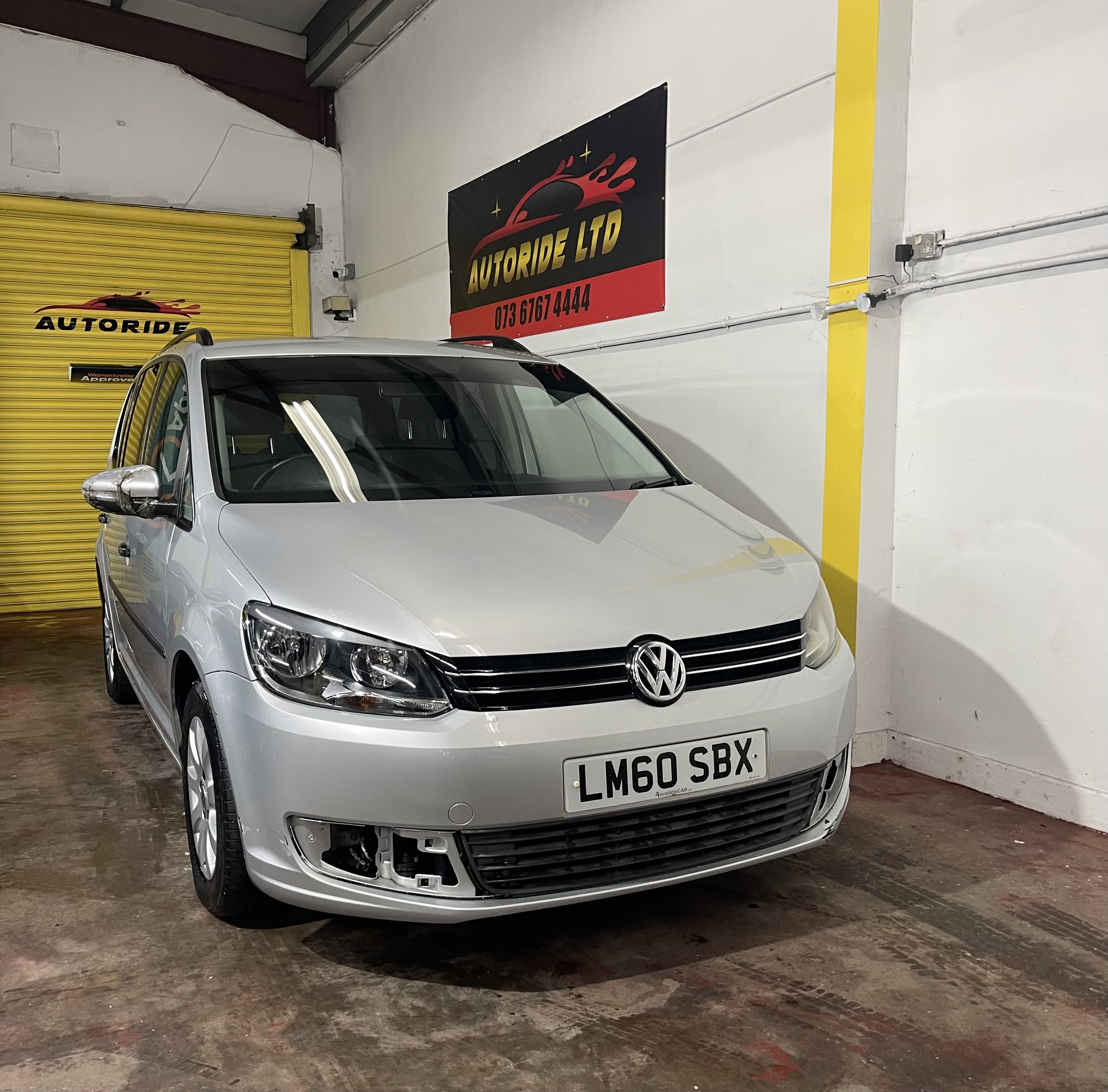 2010 Volkswagen Touran MPV Silver  Manual