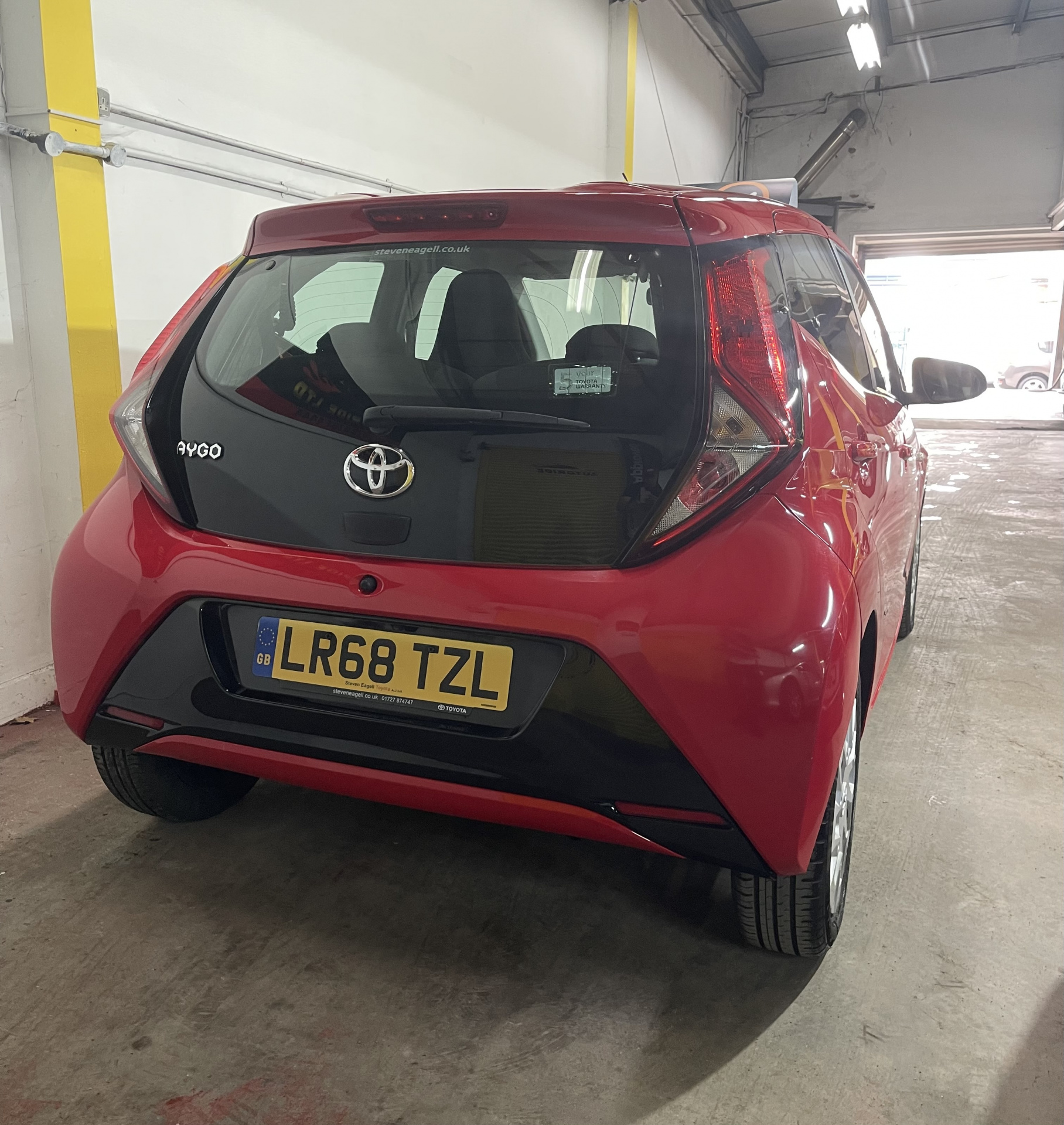 2018 Toyota Aygo Hatchback Red Automatic - view 4