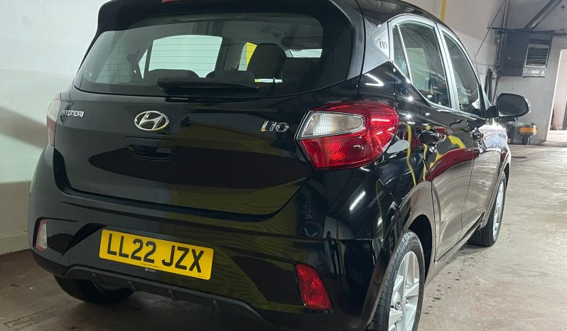 
								Used 2022 Hyundai i10 full									