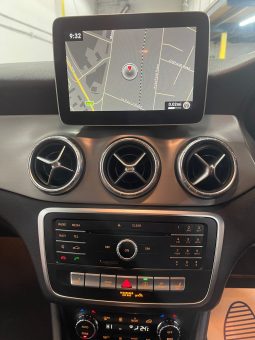 
										Used 2018 Mercedes C-Class full									