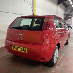 
										Used 2017 fiat punto full									