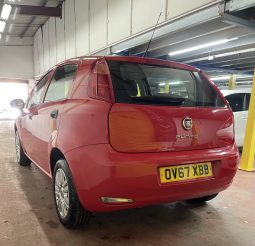 
										Used 2017 fiat punto full									