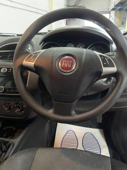 
										Used 2017 fiat punto full									