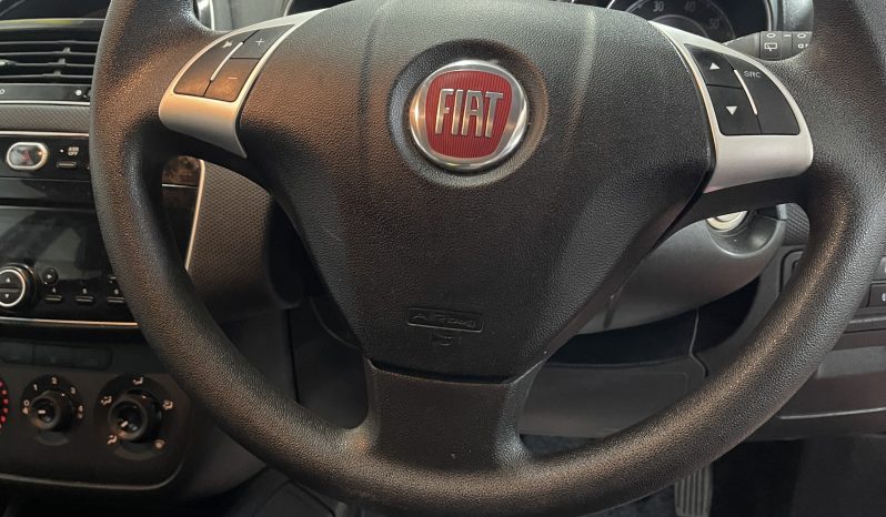 
								Used 2017 fiat punto full									