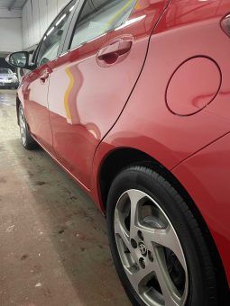 
Used 2015 Toyota Yaris Hybrid Excel Cvt full									
