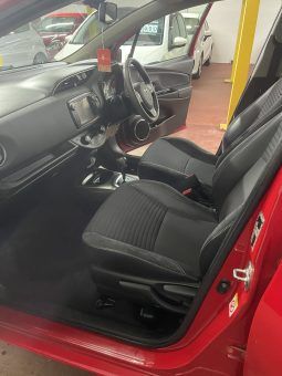 
Used 2015 Toyota Yaris Hybrid Excel Cvt full									