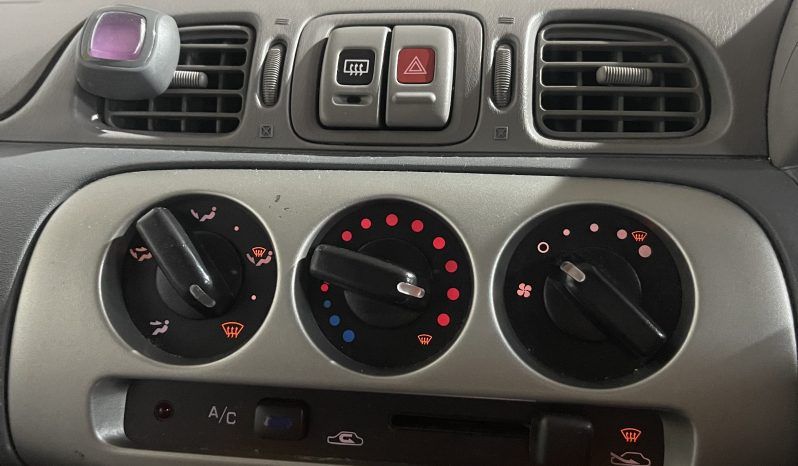 
2002 Nissan micra Red Hatchback full									