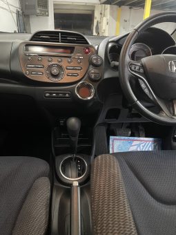 
										2013 Honda jazz Hatchback full									