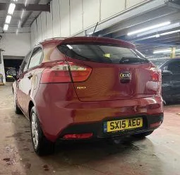 
2015 Kia Rio Red Hatchback full									