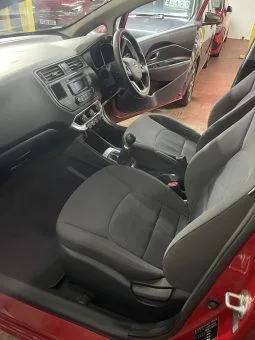 
2015 Kia Rio Red Hatchback full									