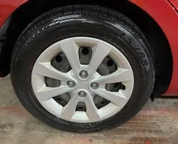
2015 Kia Rio Red Hatchback full									