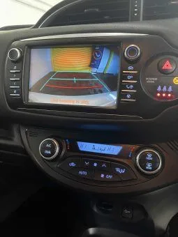 
2020 Toyota Yaris Hybrid Excel Cvt White Hatchback full									