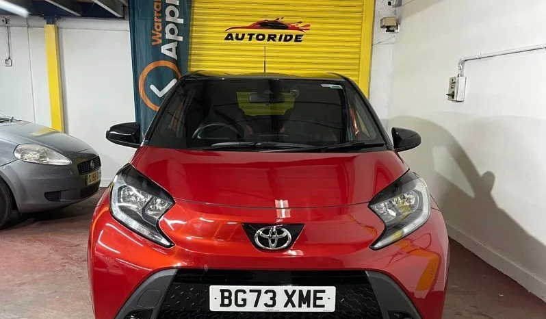 
2023 Toyota Aygo Vvt-I Fire Red Hatchback full									