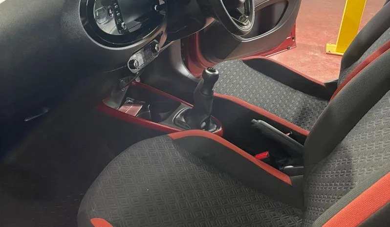 
2023 Toyota Aygo Vvt-I Fire Red Hatchback full									