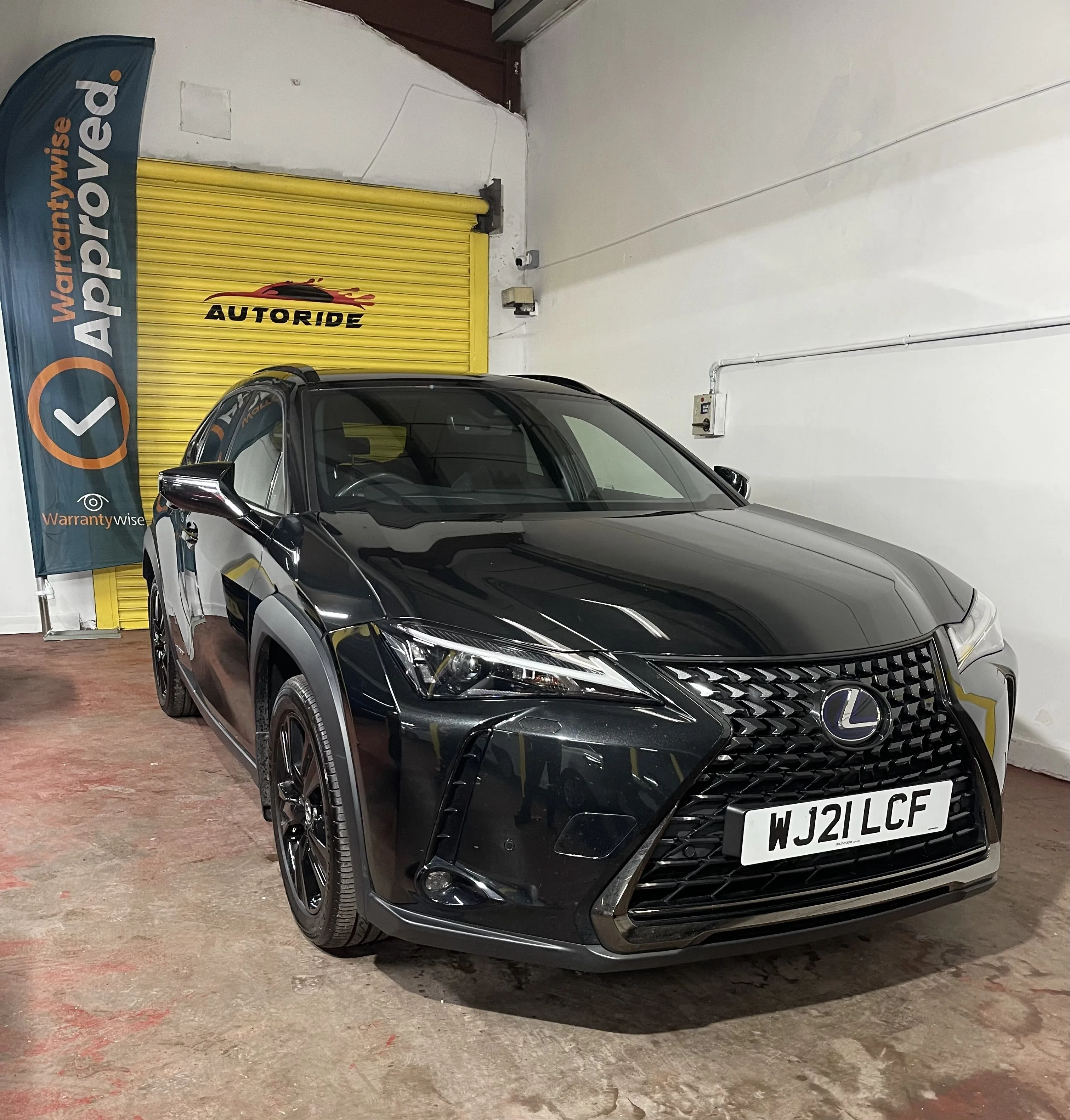 2021 Lexus Ux 250H 4X2 Cvt Black SUV