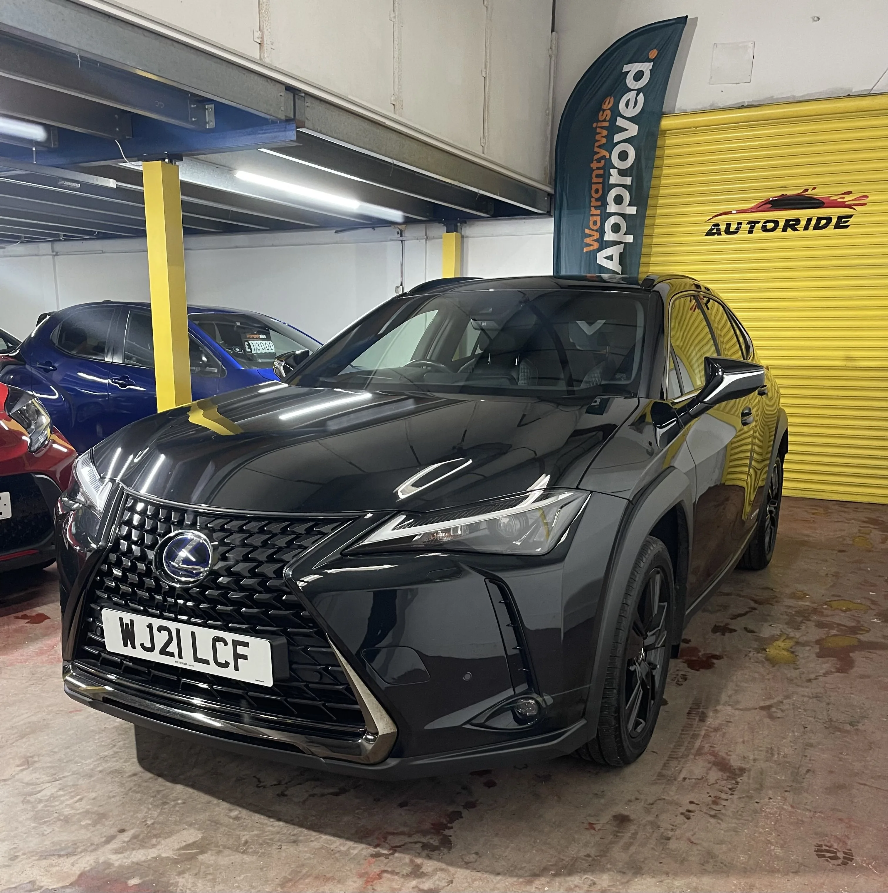2021 Lexus Ux 250H 4X2 Cvt Black SUV