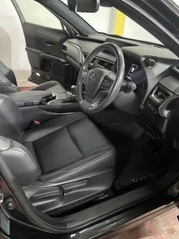 
2021 Lexus Ux 250H 4X2 Cvt Black SUV full									