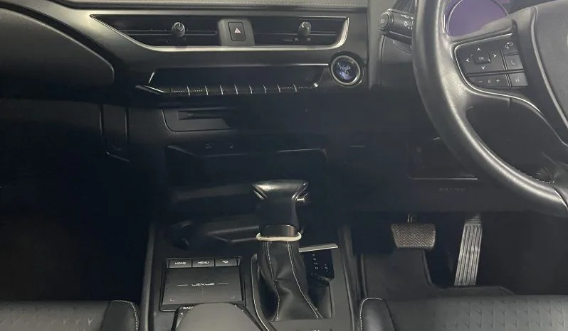 
2021 Lexus Ux 250H 4X2 Cvt Black SUV full									