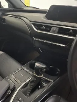 
2021 Lexus Ux 250H 4X2 Cvt Black SUV full									