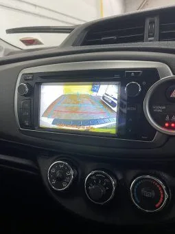 
2012 Toyota yaris vvt White Hatchback full									