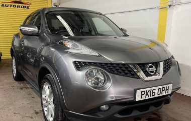 2016 Nissan juke grey SUV