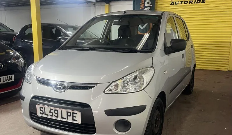 
2009 Hyundai i10 Silver Hatchback full									