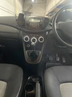 
2009 Hyundai i10 Silver Hatchback full									