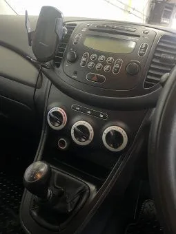 
2009 Hyundai i10 Silver Hatchback full									