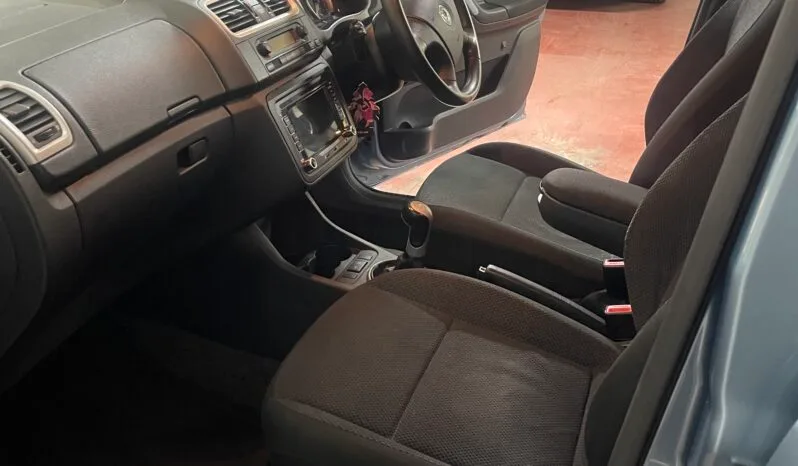 
2008 skoda fabia blue Hatchback full									