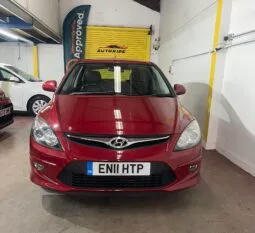 2011 Hyundai i30 Red Hatchback