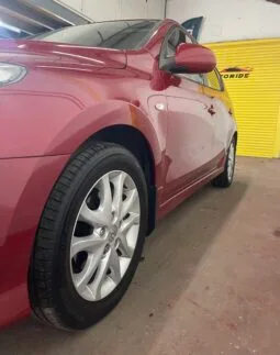 2011 Hyundai i30 Red Hatchback