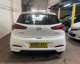 2015 Hyundai i20 White Hatchback