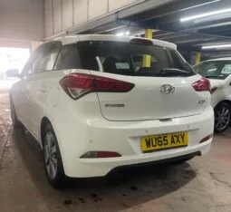 2015 Hyundai i20 White Hatchback