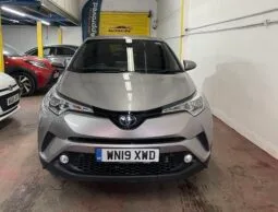 Toyota C-HR Silver SUV