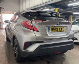 
Toyota C-HR Silver SUV full									