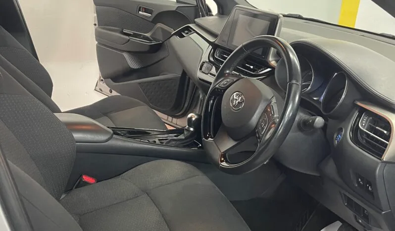 
Toyota C-HR Silver SUV full									