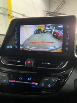 
Toyota C-HR Silver SUV full									