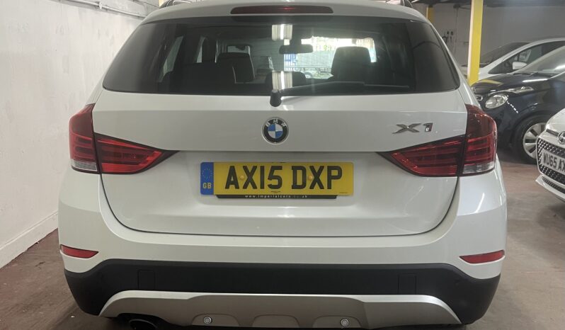 
2015 BMW x1 White SUV full									