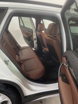 
2015 BMW x1 White SUV full									