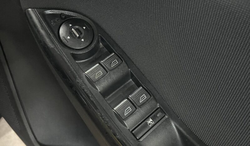 
2013 Ford Focus brown Hatchback full									