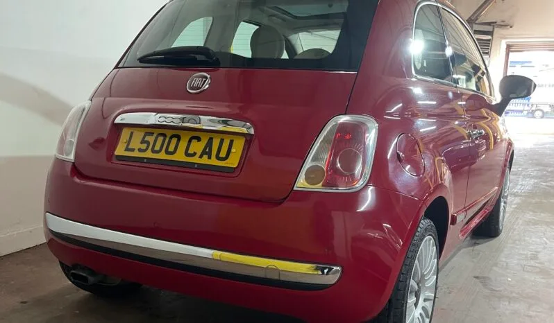 
2015 Fiat 500 Red Hatchback full									