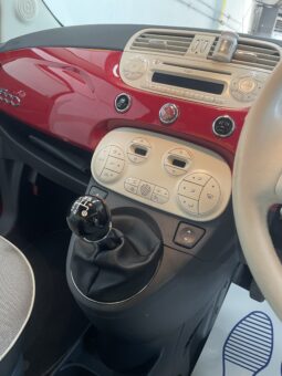 
2015 Fiat 500 Red Hatchback full									