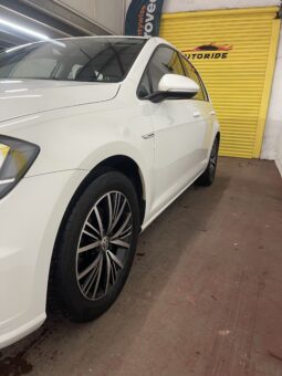 2018 Volkswagen Golf White Hatchback