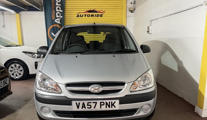 
2007 Hyundai getz Silver Hatchback full									