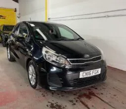 2016 Kia Rio Black Hatchback