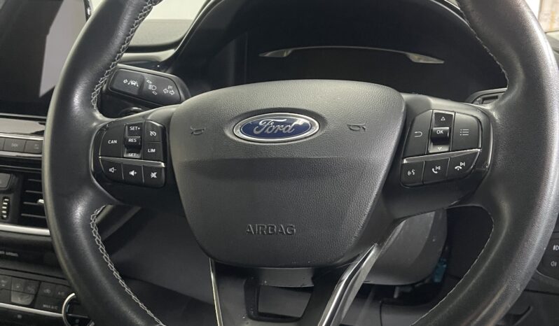 
2019 Ford Fiesta Black Hatchback full									