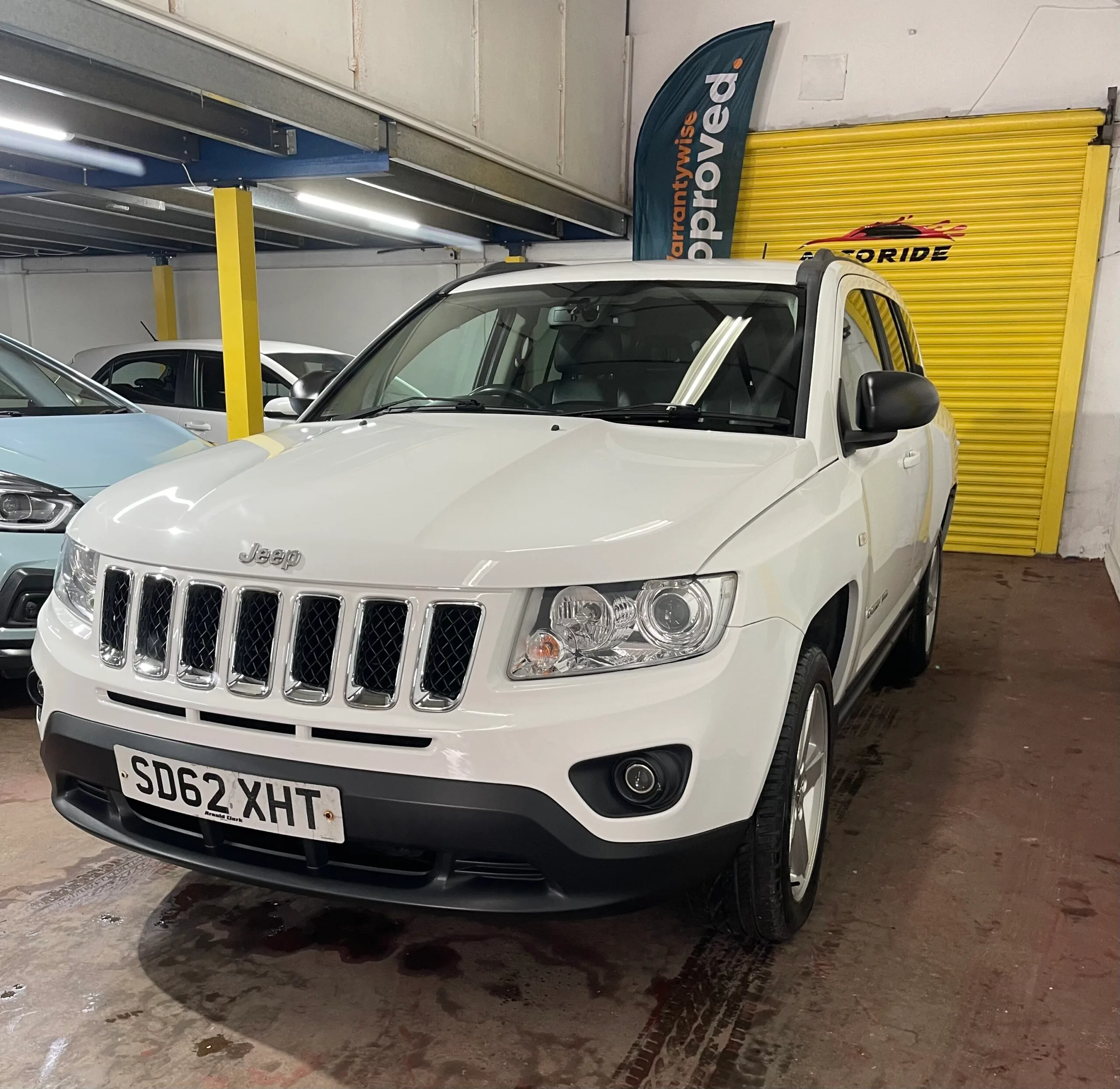 2012 Jeep Compass White SUV