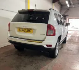 
2012 Jeep Compass White SUV full									